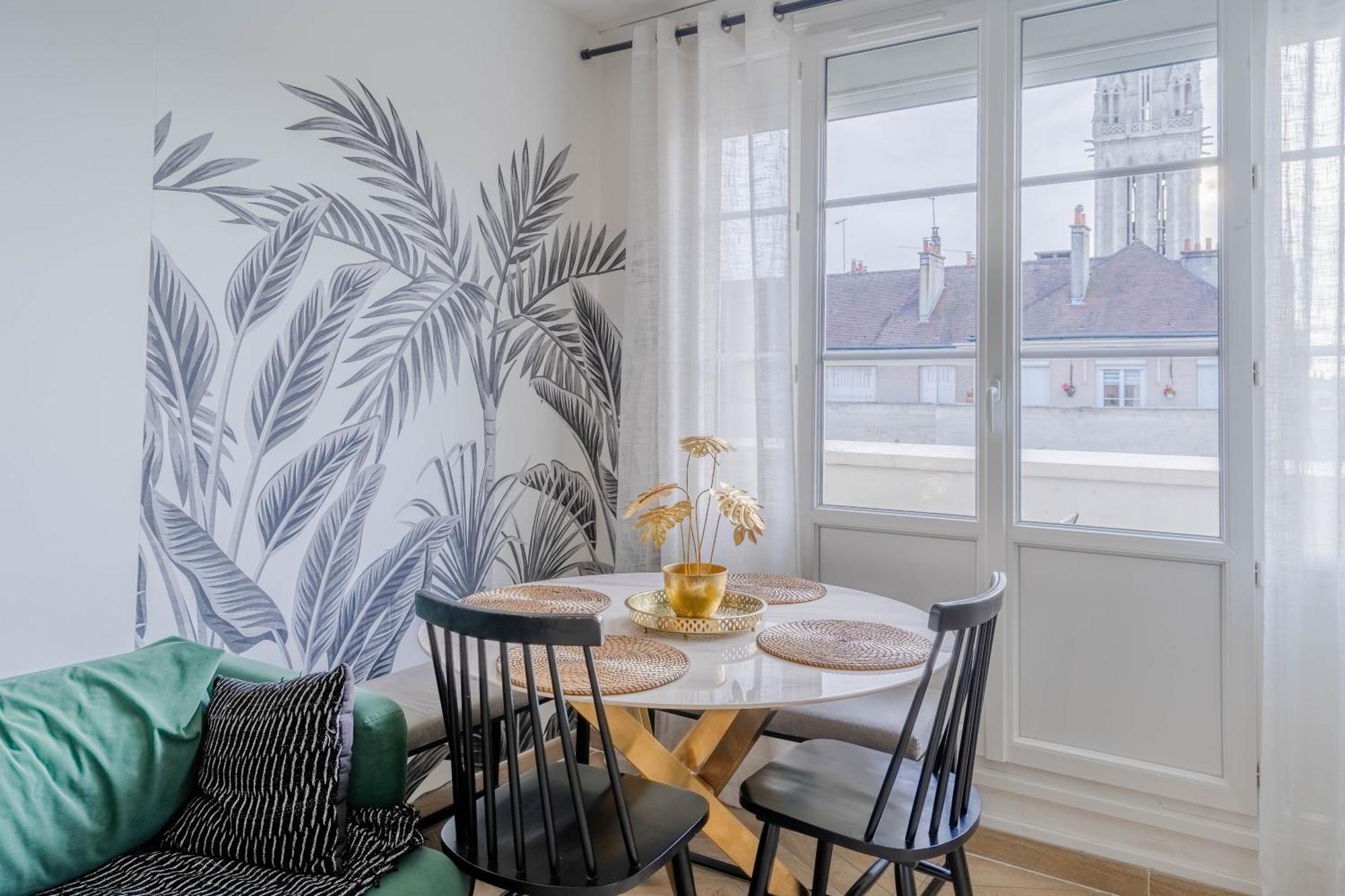 Superbe Appart Chic, Hyper Centre, Vue Chateau, Parking Inclus Caen Exterior photo